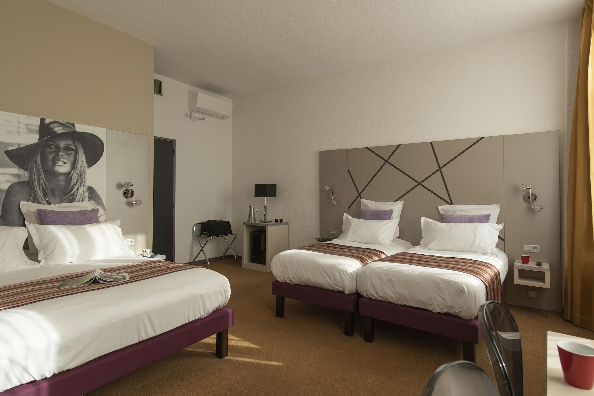 Hotel Arles Plaza Esterno foto