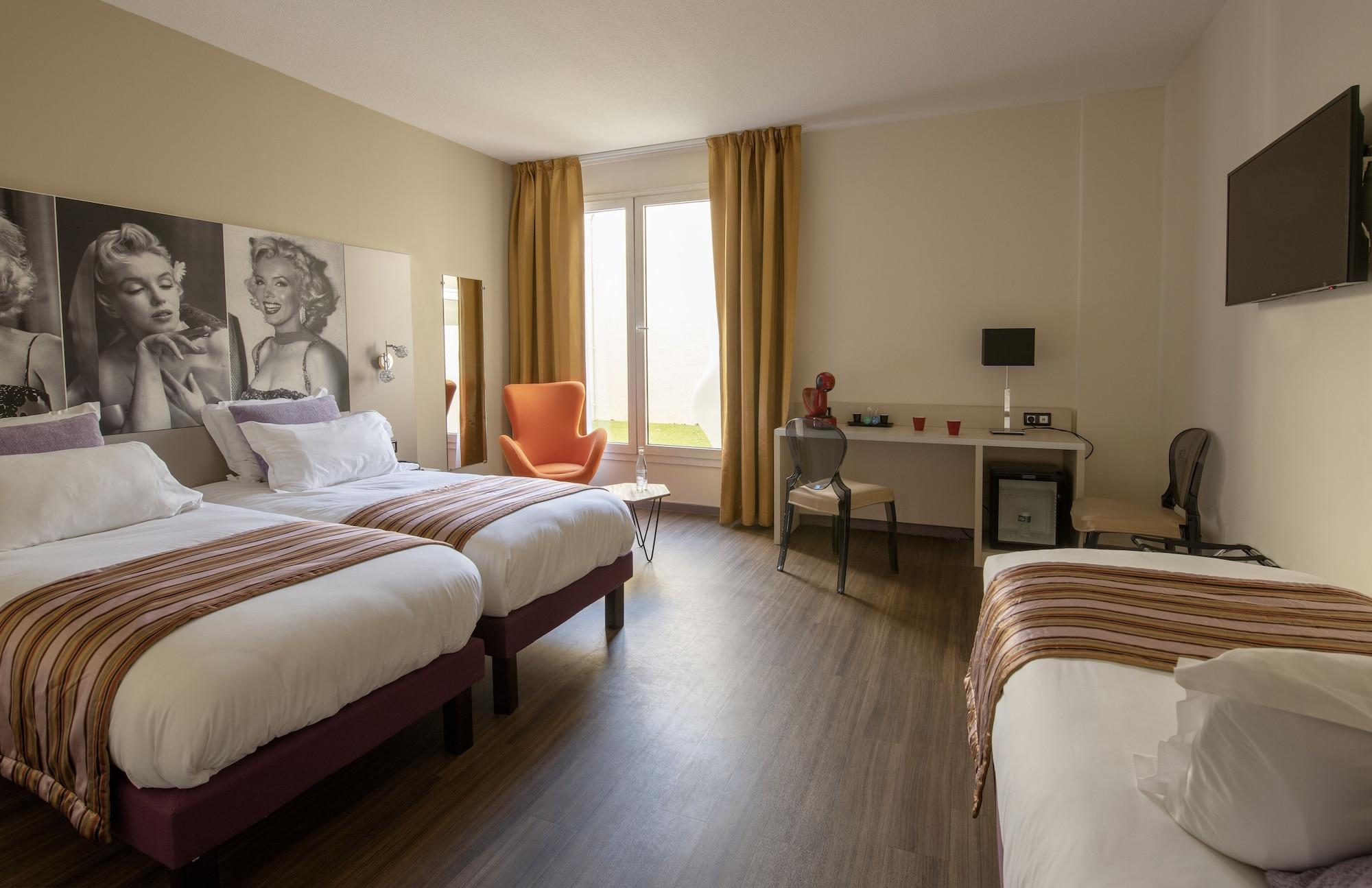 Hotel Arles Plaza Esterno foto