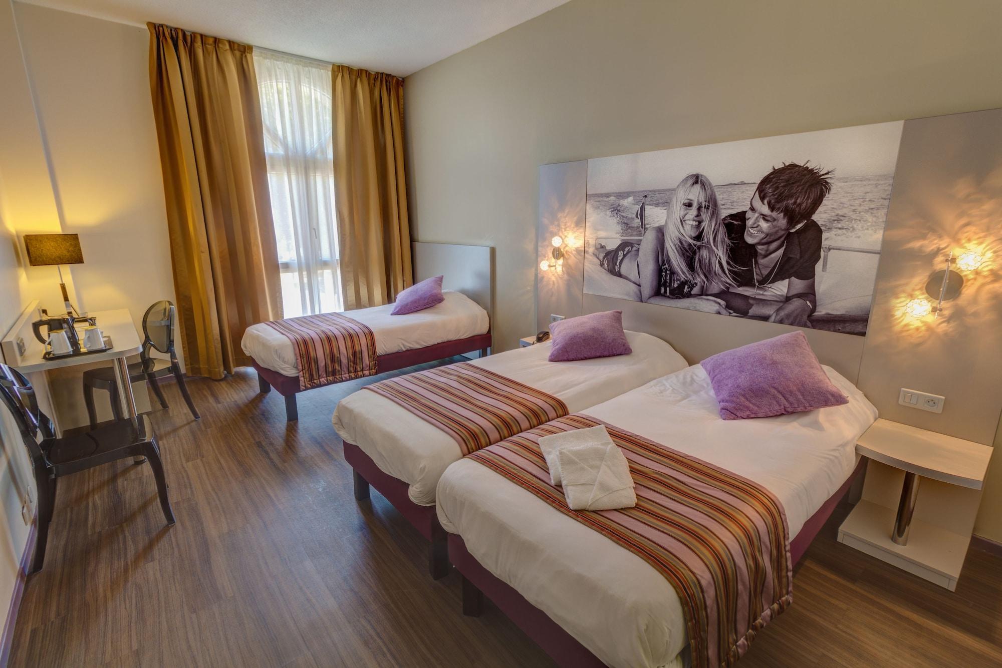 Hotel Arles Plaza Esterno foto