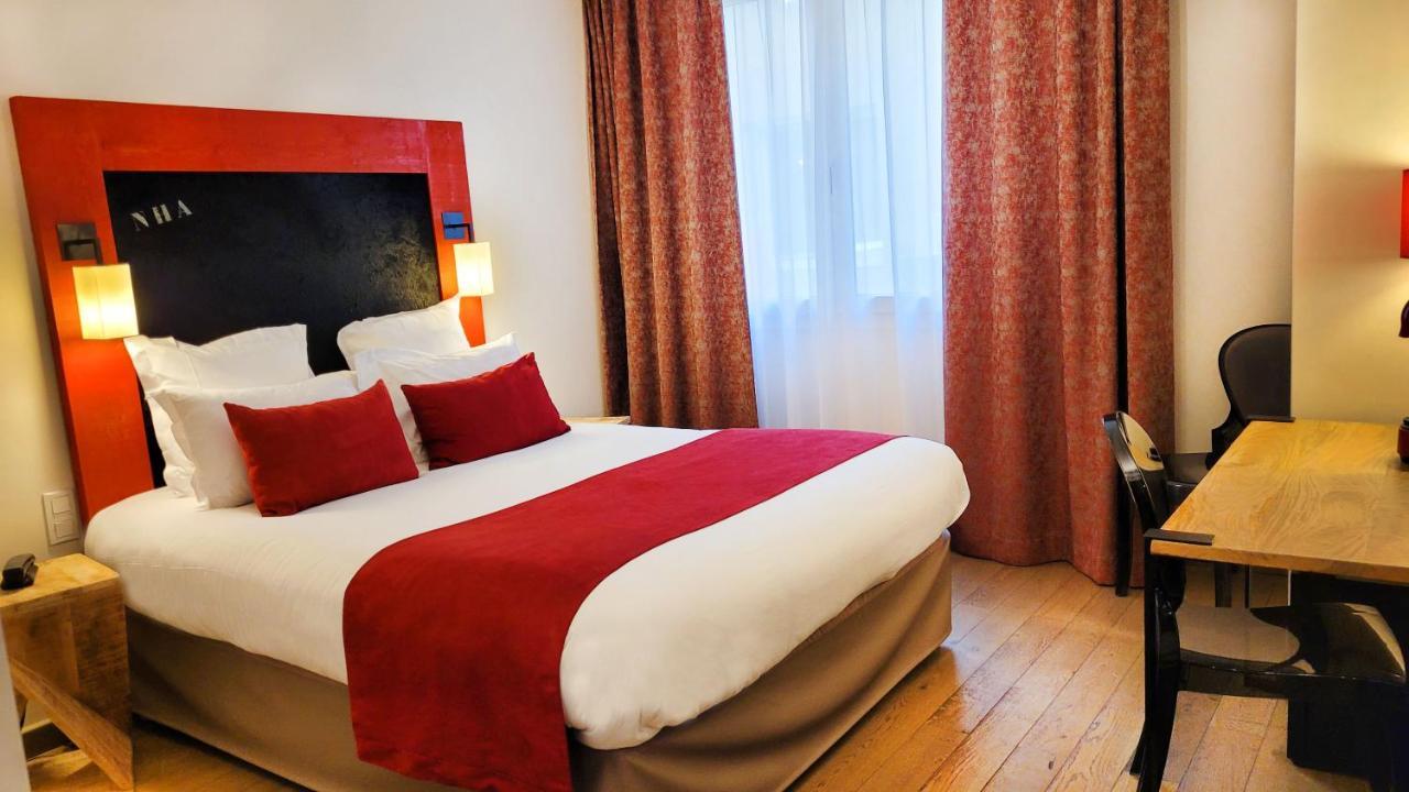 Hotel Arles Plaza Esterno foto