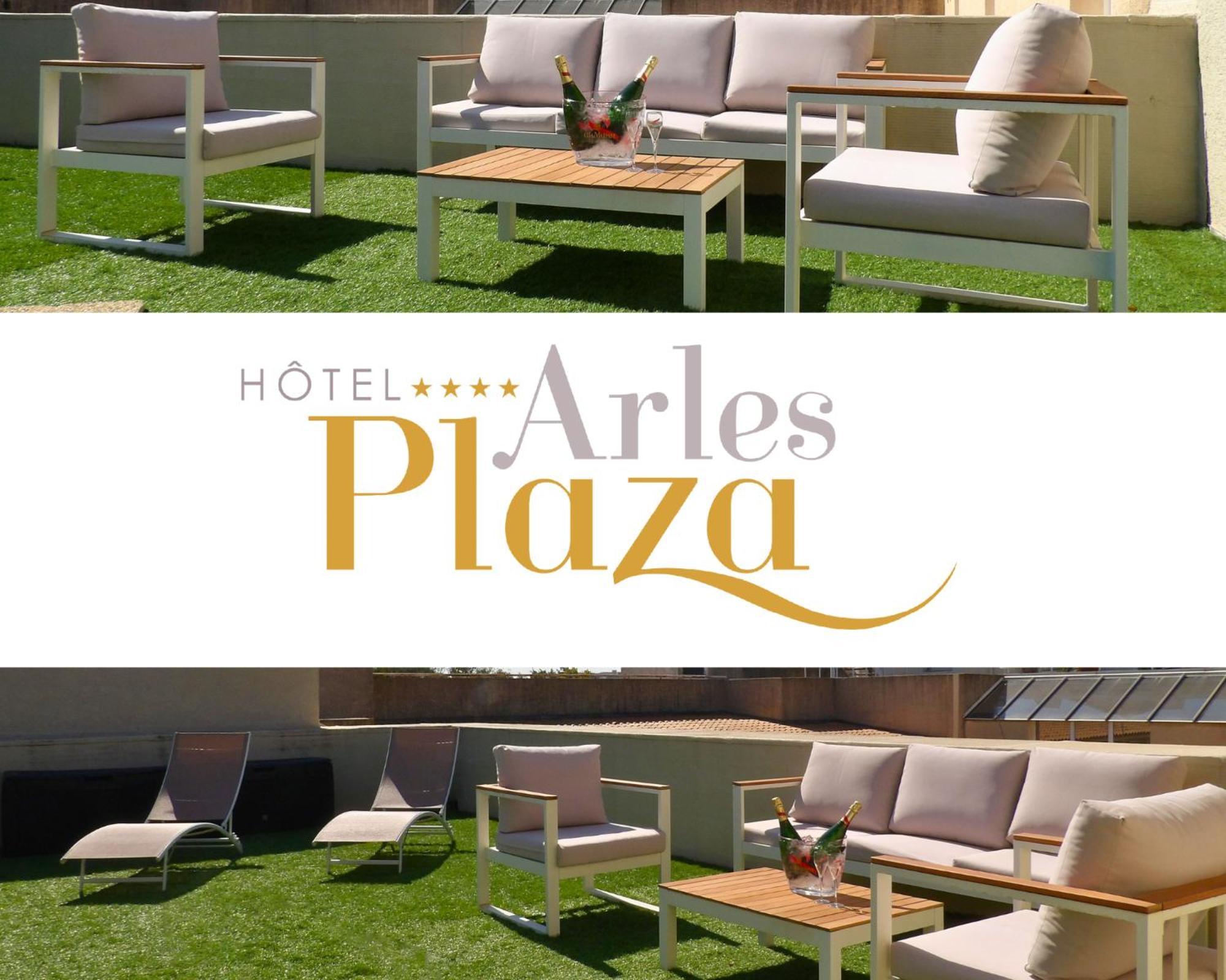 Hotel Arles Plaza Esterno foto